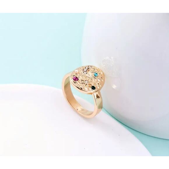 Celestial Star Moon Signet Ring Gold Tone Alloy Zirconia Sparkles Sizes 7 & 8 - Picture 5 of 5